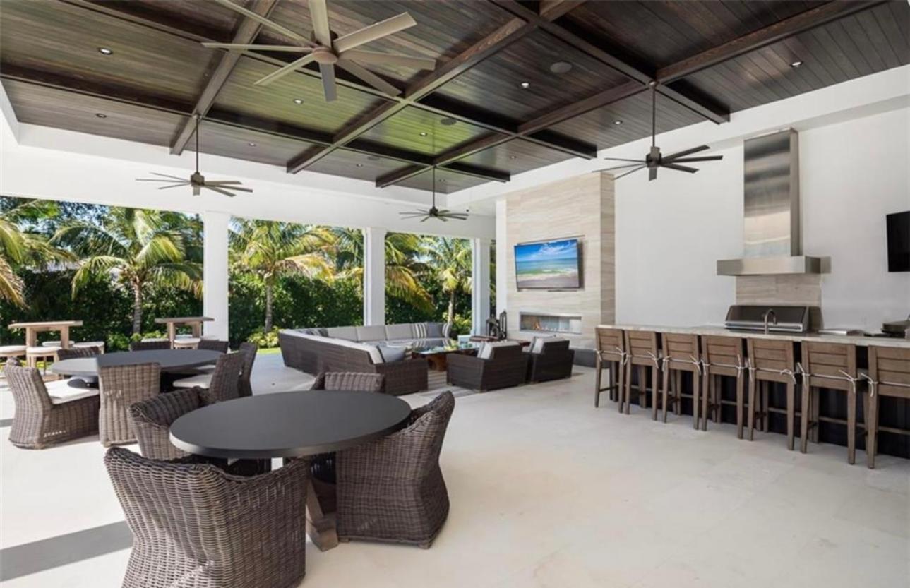 The Veteran Residents Villa Naples Exterior photo